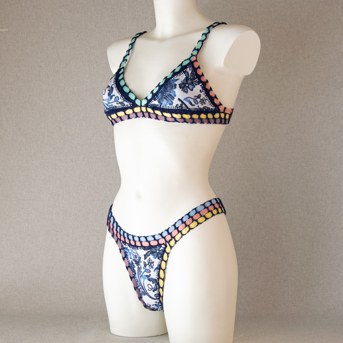bikini malefica alma blu laterale